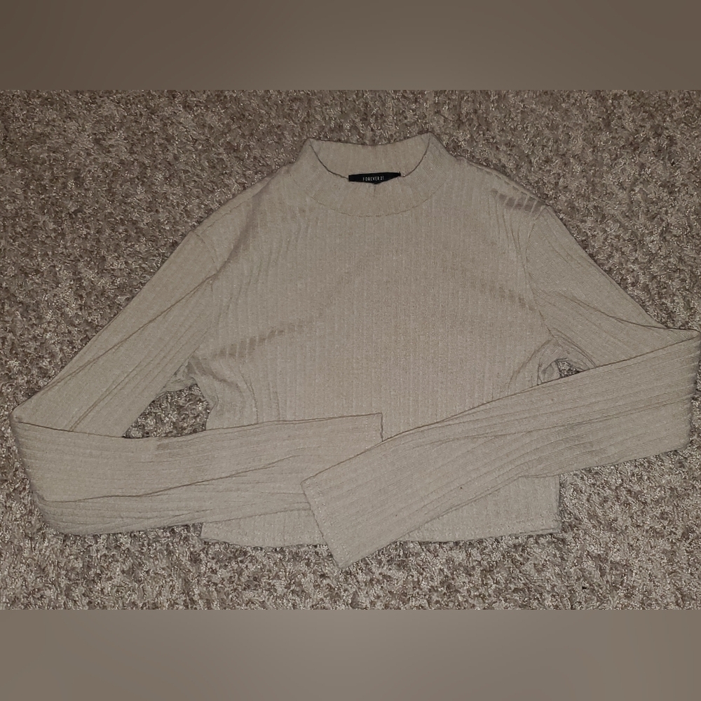 Forever 21 Nude Ribbed Cropped Mock Neck Size Large